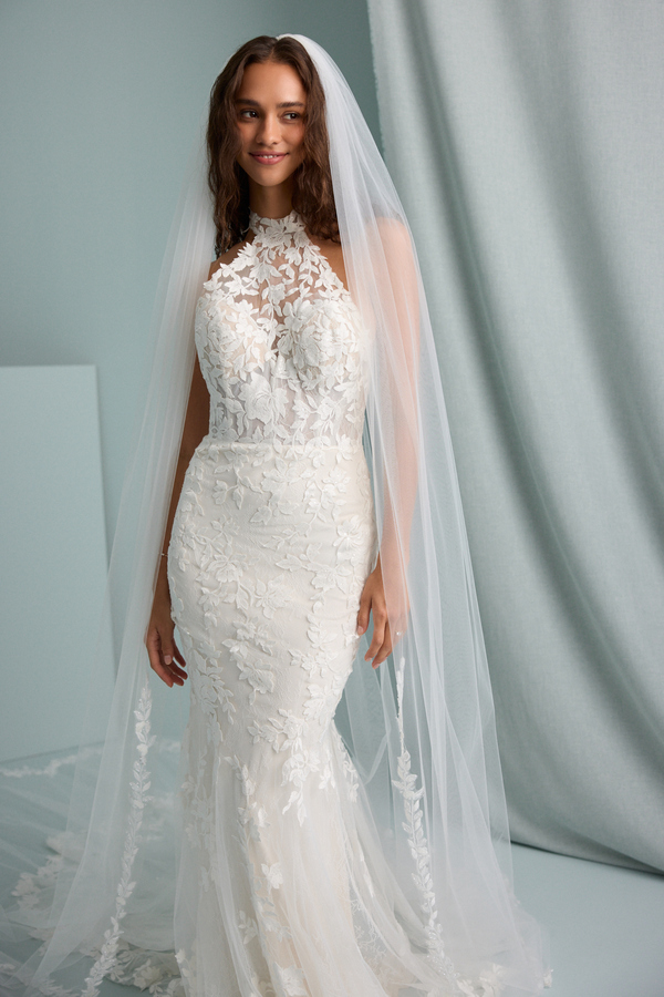 FLOURISHING BEADED VEIL