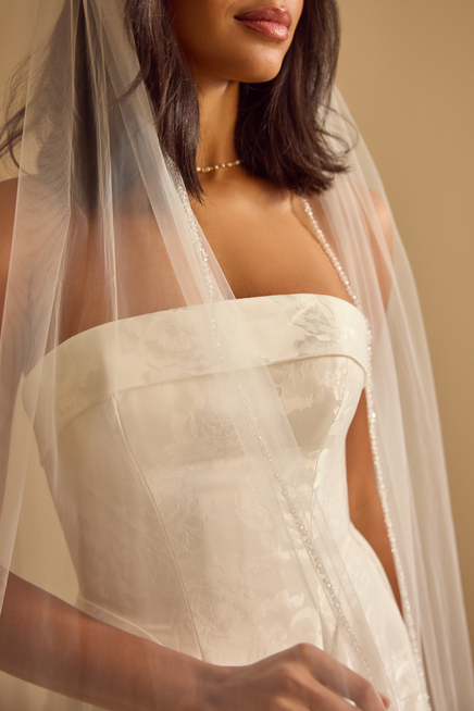 CRYSTAL EDGE VEIL