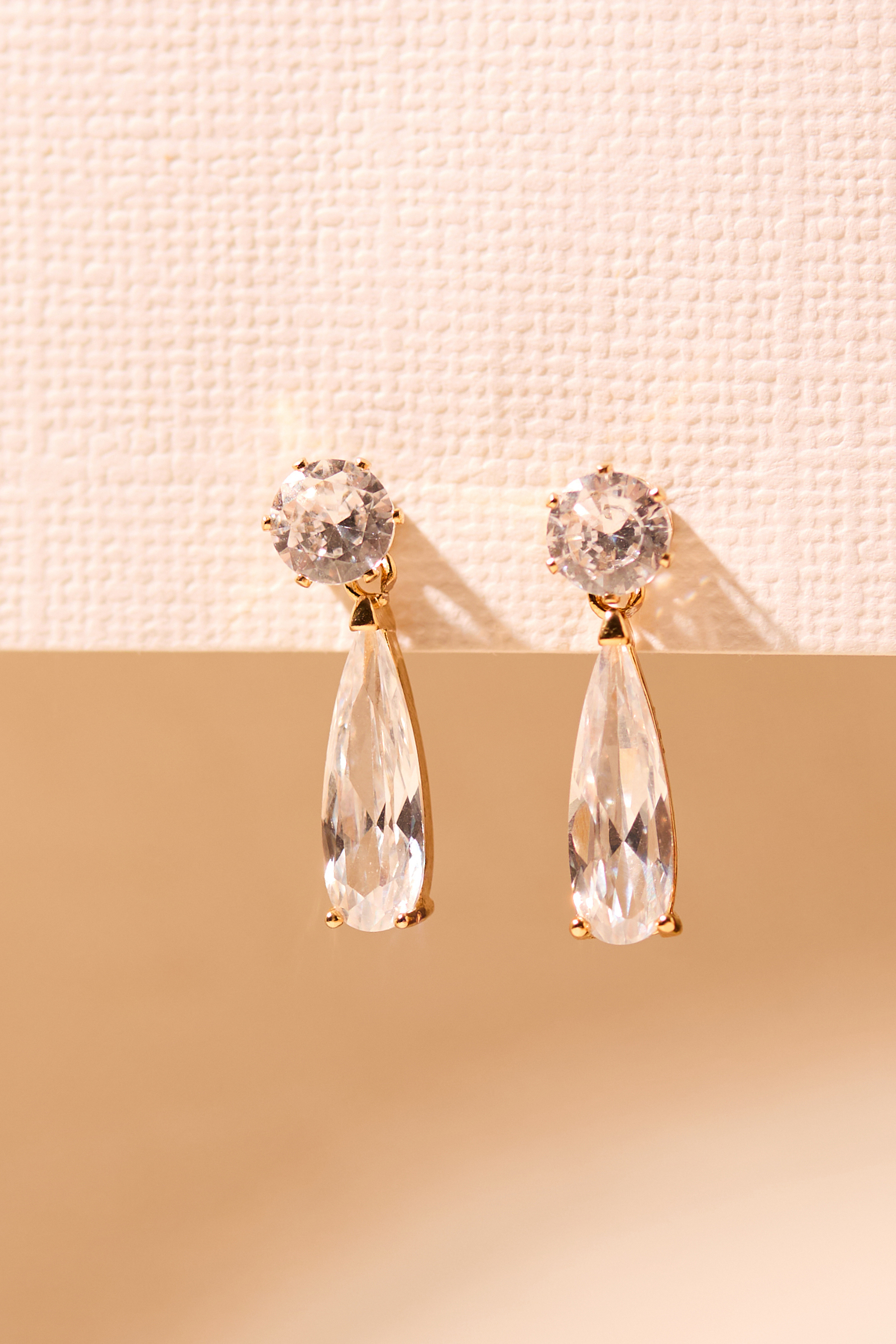 CLASSIC CRYSTAL DROPS Detail 1