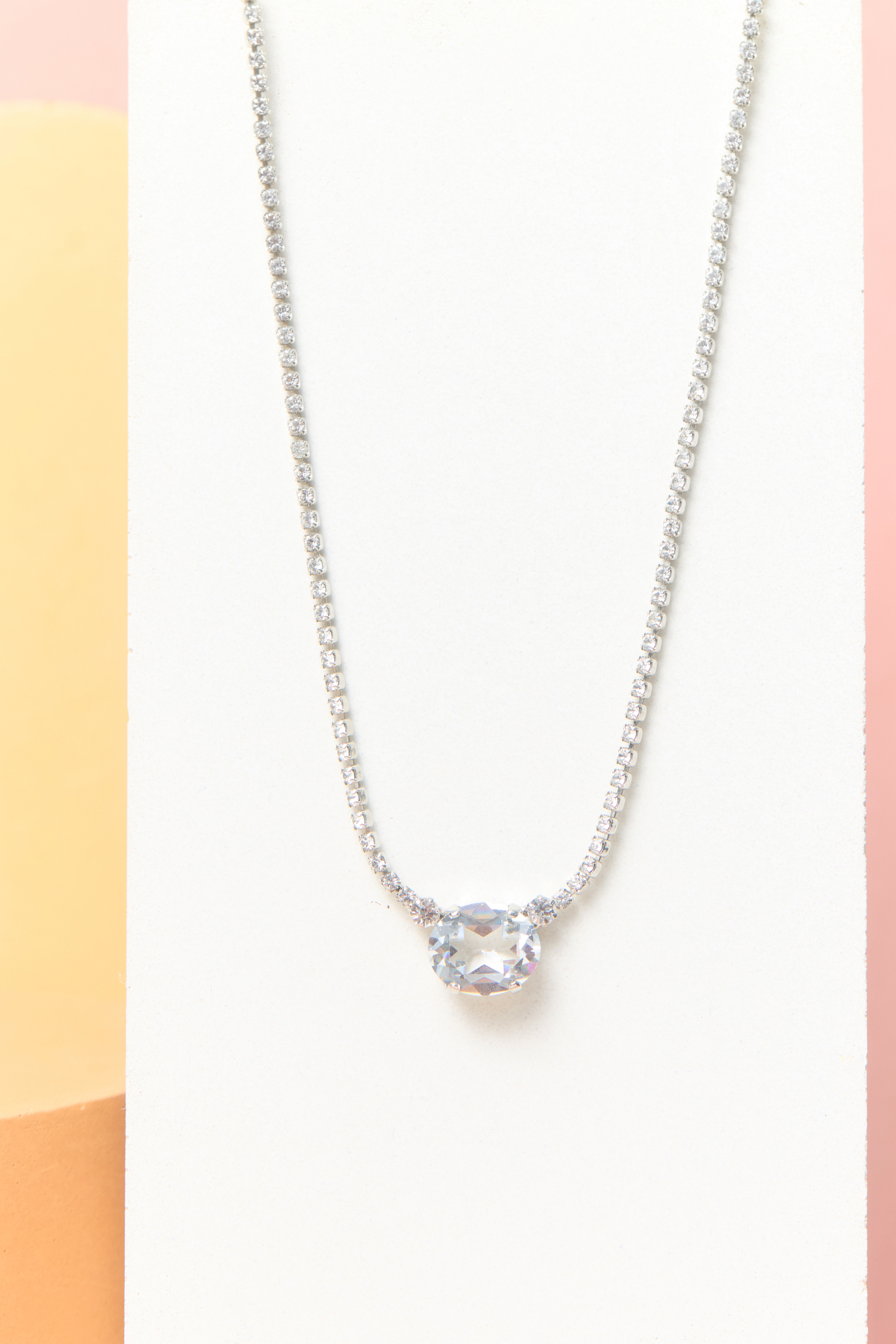 OVAL CUT TENNIS CHOKER Detail 2