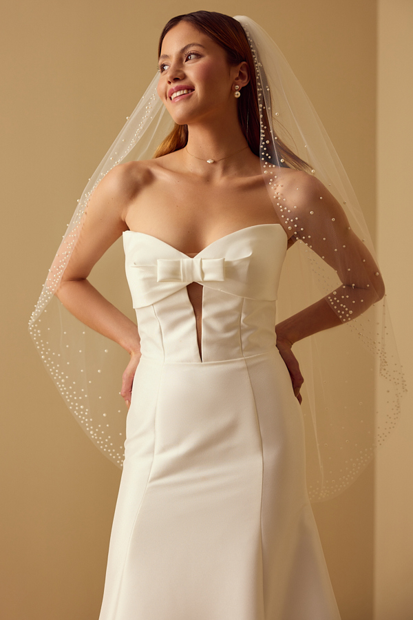 SCATTERED PEARL EDGE VEIL