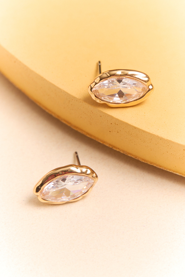 LIQUID GOLD CRYSTAL STUDS