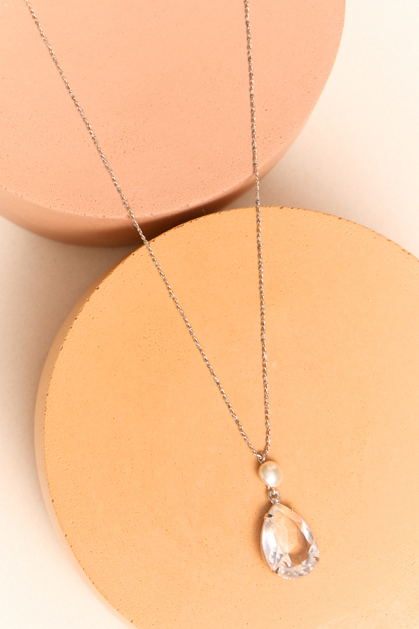 TEARDROP PEARL NECKLACE