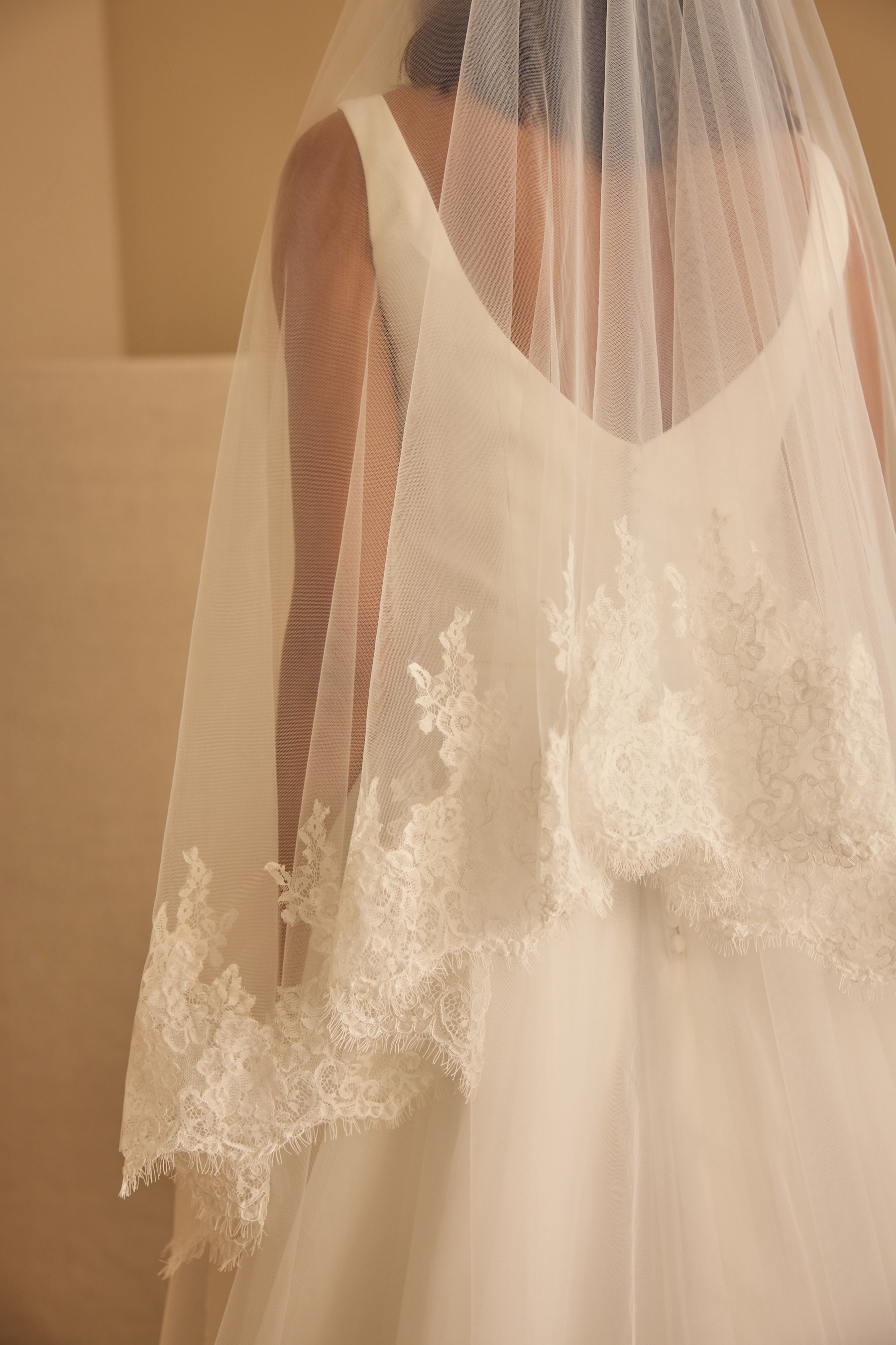 CORDED FLORAL LACE VEIL Detail 5