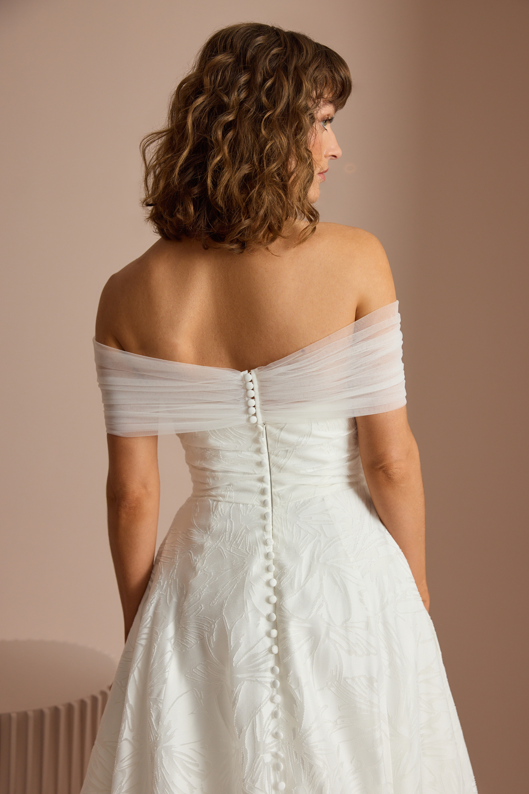 SIMPLE TULLE WRAP Detail 3