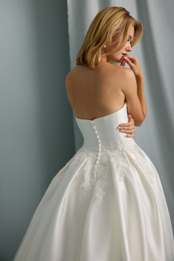 EMPIRE DRESS