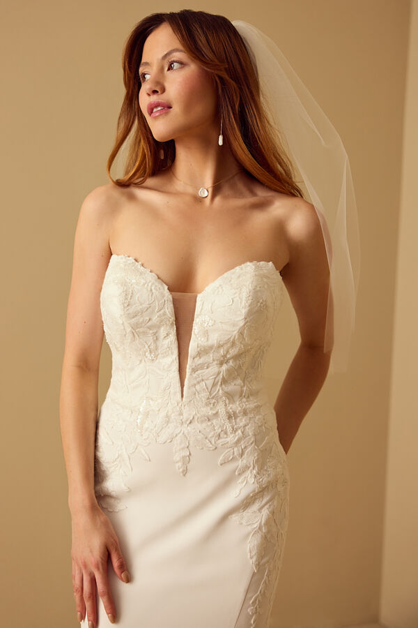 NWT Vow’d Classic Floor Length Tulle Veil CLASSIC TULLE VEIL | Vow main image 3