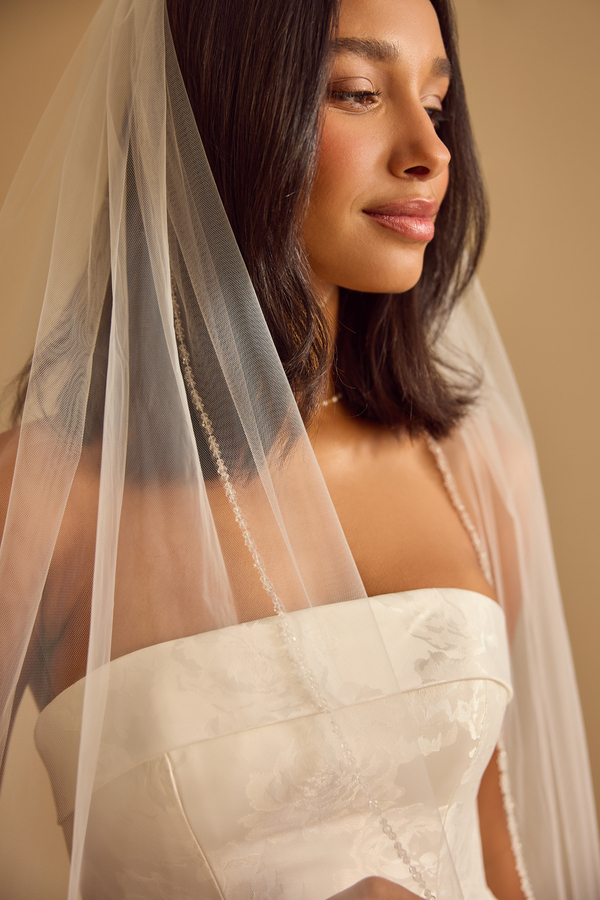 CRYSTAL EDGE VEIL