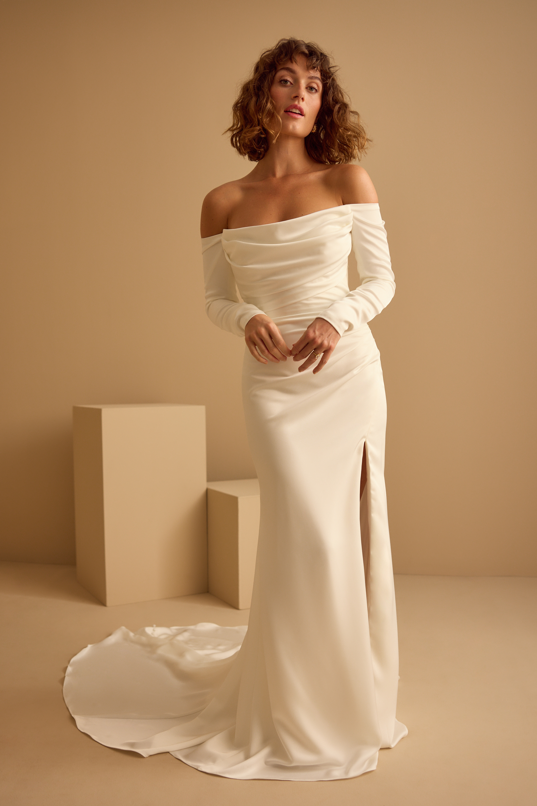 TRUFFLE DRESS Detail 1