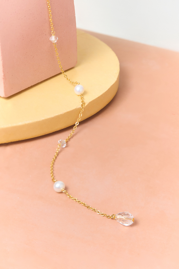 CRYSTAL PEARL LARIAT
