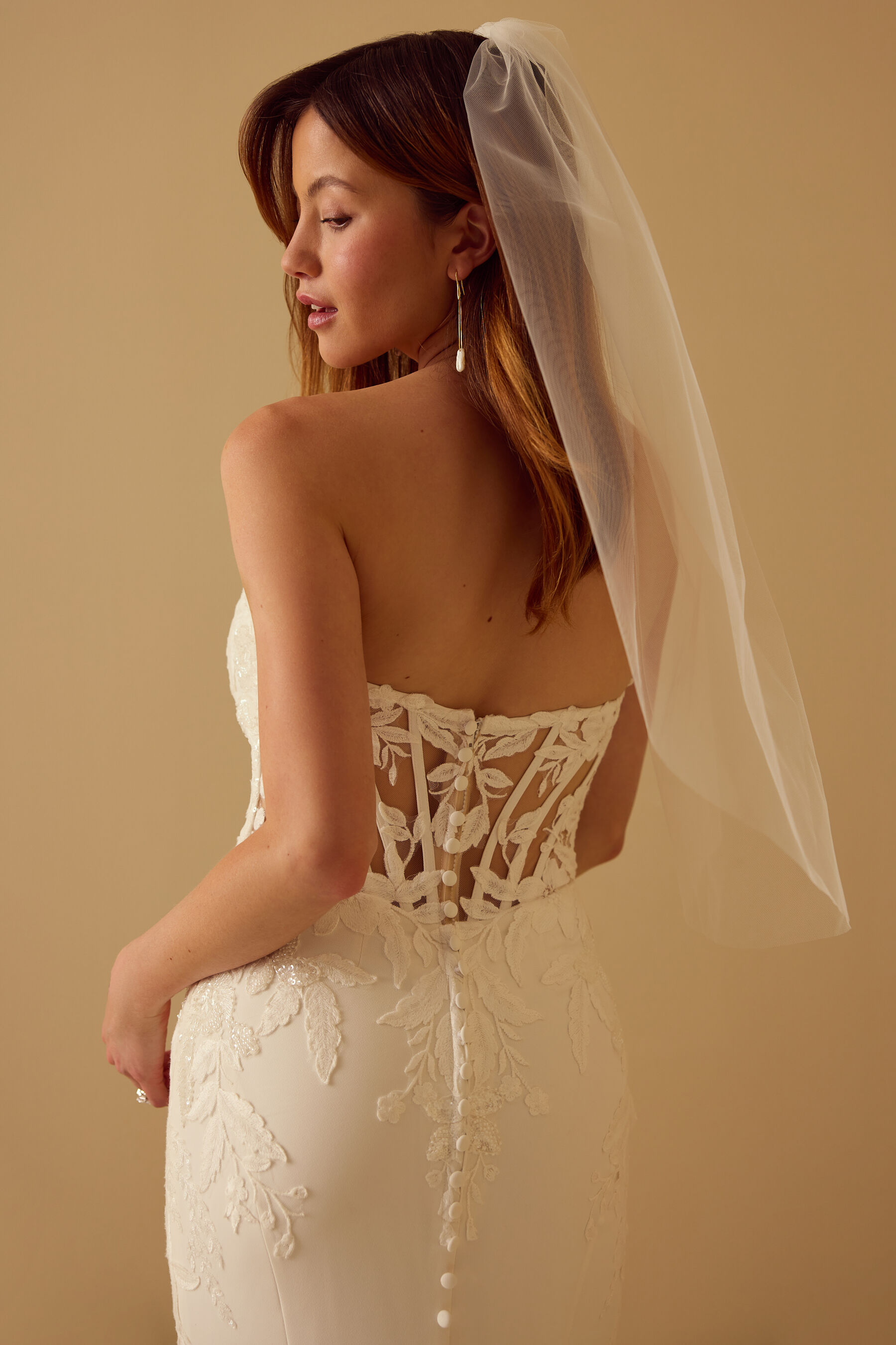 CLASSIC TULLE VEIL | Vow display picture 2