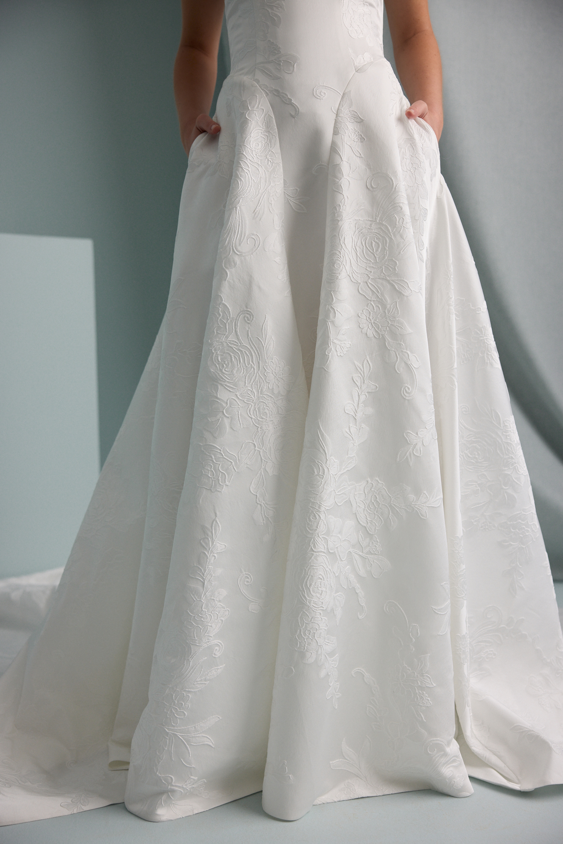 SELENA DRESS Detail 5