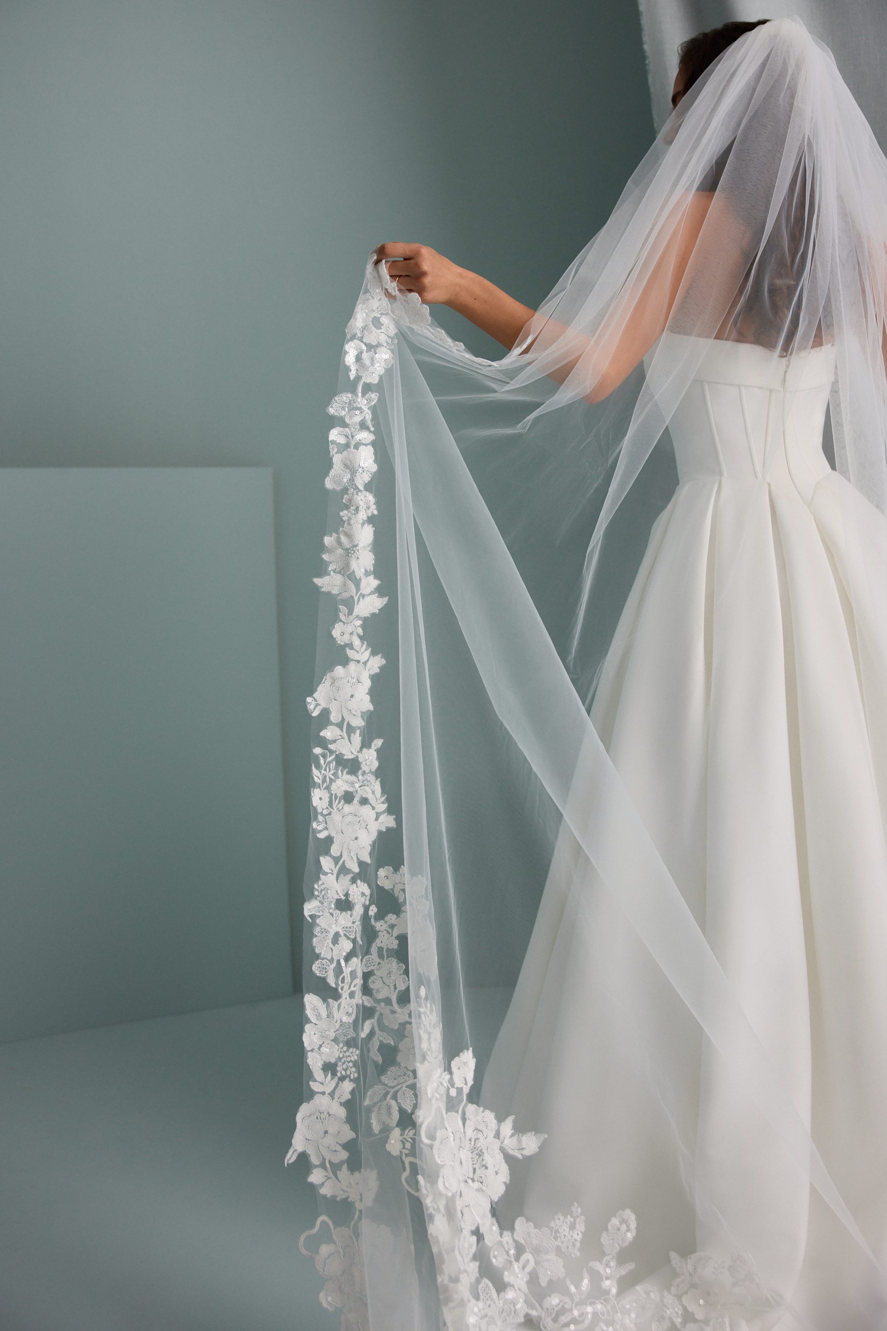 BLOSSOM LACE VEIL Detail 6