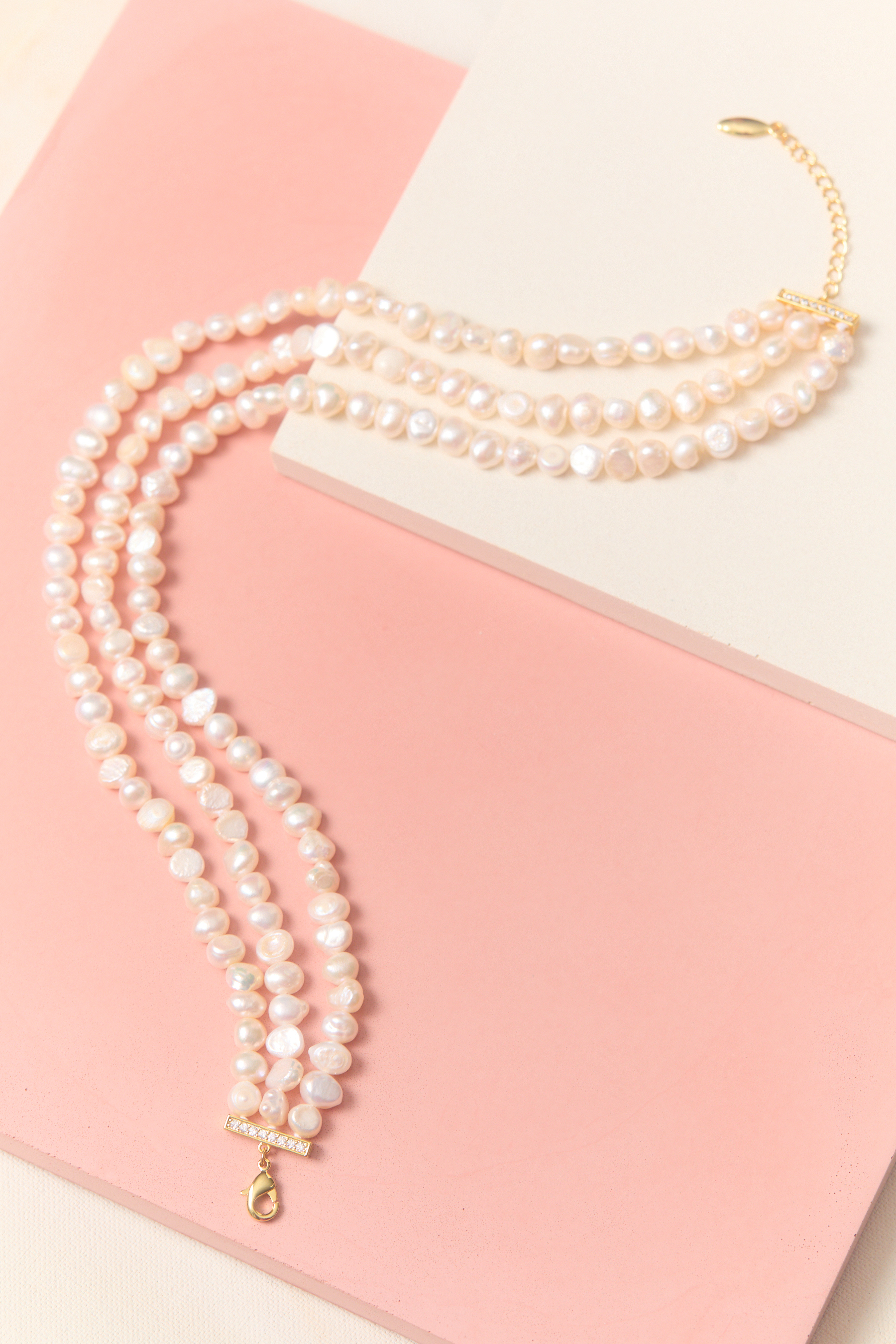 FRESHWATER PEARL CHOKER Detail 1