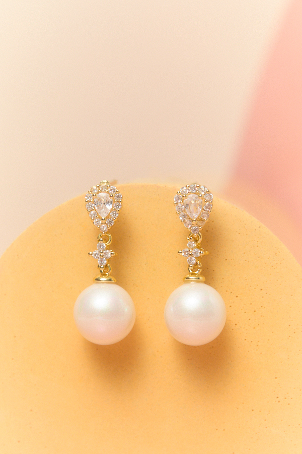 SERENE PEARL DROPS