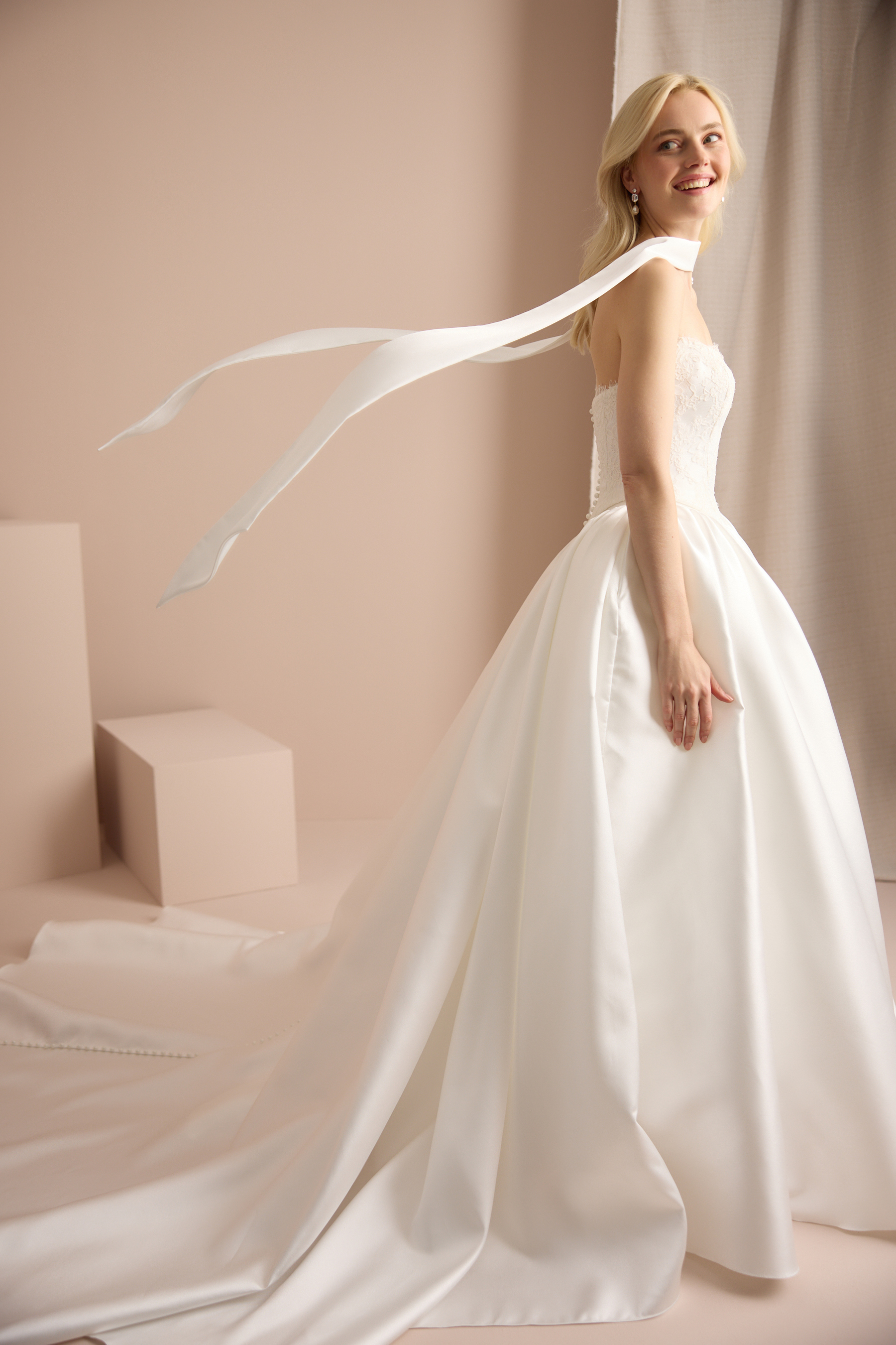 MIDSUMMER DRESS Detail 2