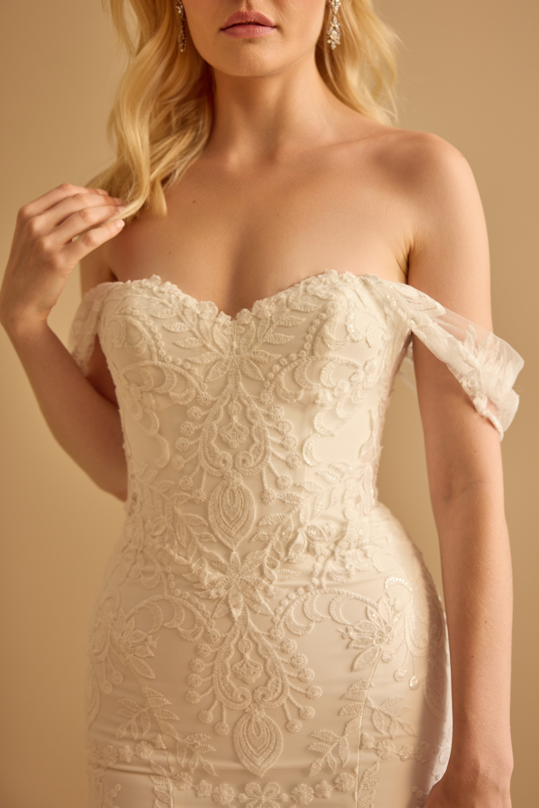 CAMELOT DRESS Detail 2
