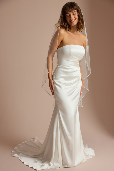 RHINESTONE TRIM MANTILLA