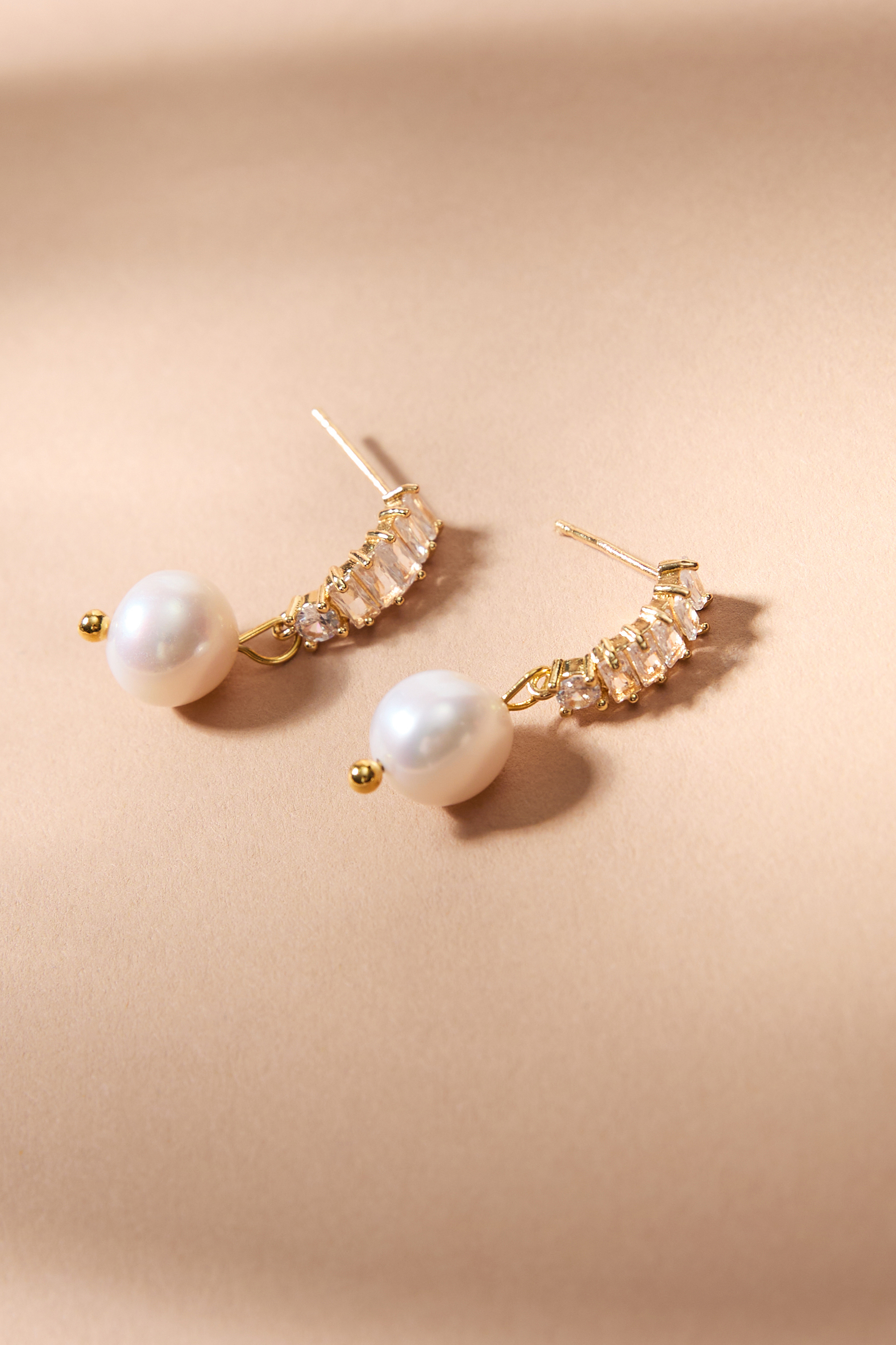 FRESHWATER PEARL DROPS Detail 1