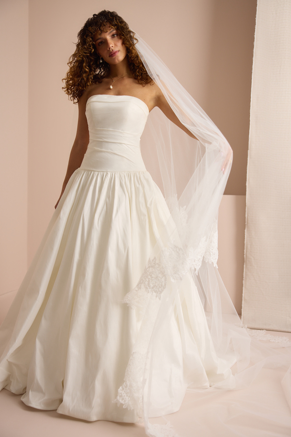 FLORAL ROMANCE VEIL
