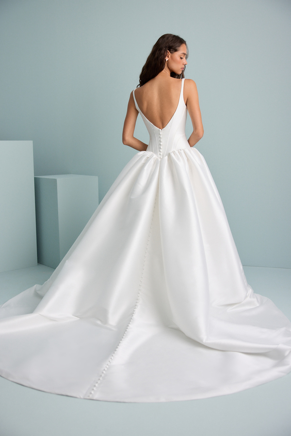 ISLE DRESS