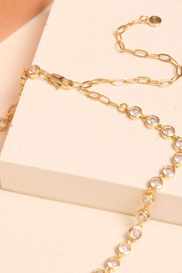 BEZEL SET CRYSTAL CHOKER