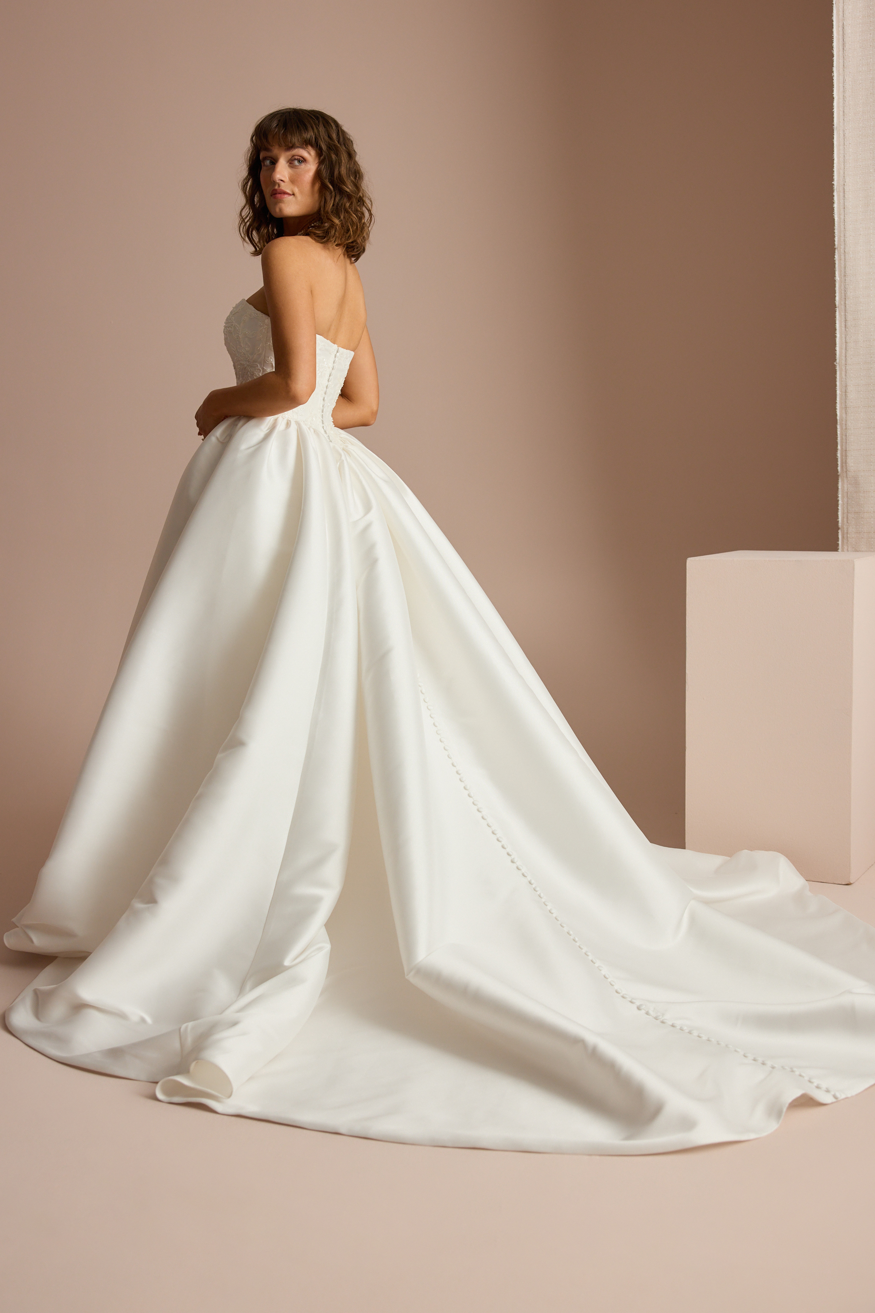 REGENT DRESS Detail 4
