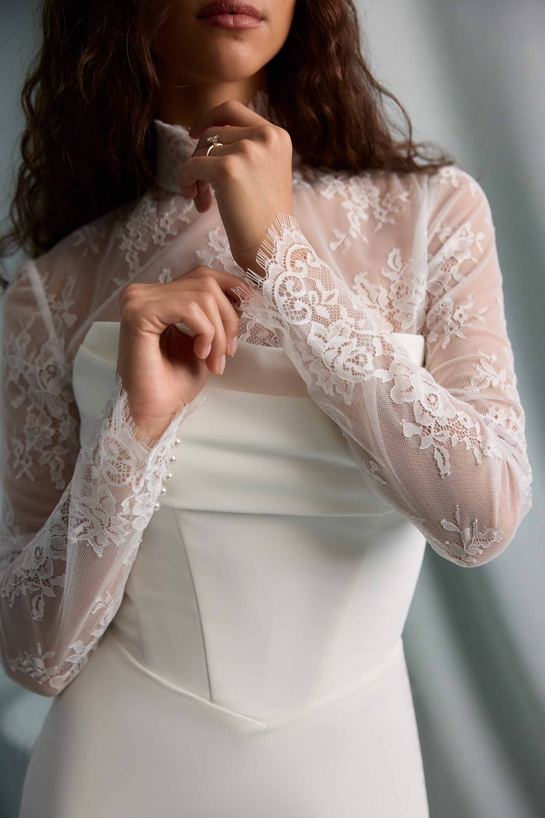SCALLOPED CHANTILLY BOLERO Detail 4