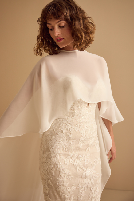 HONEYCOMB BRIDAL CAPE