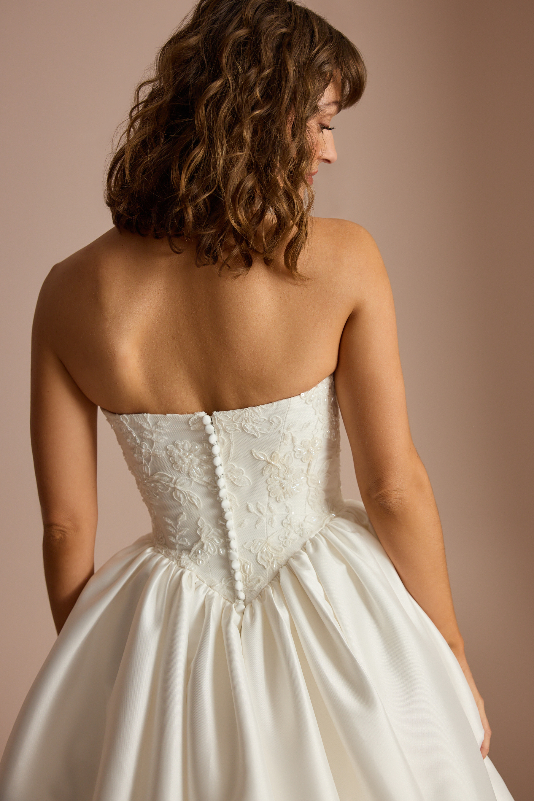 REGENT DRESS Detail 5