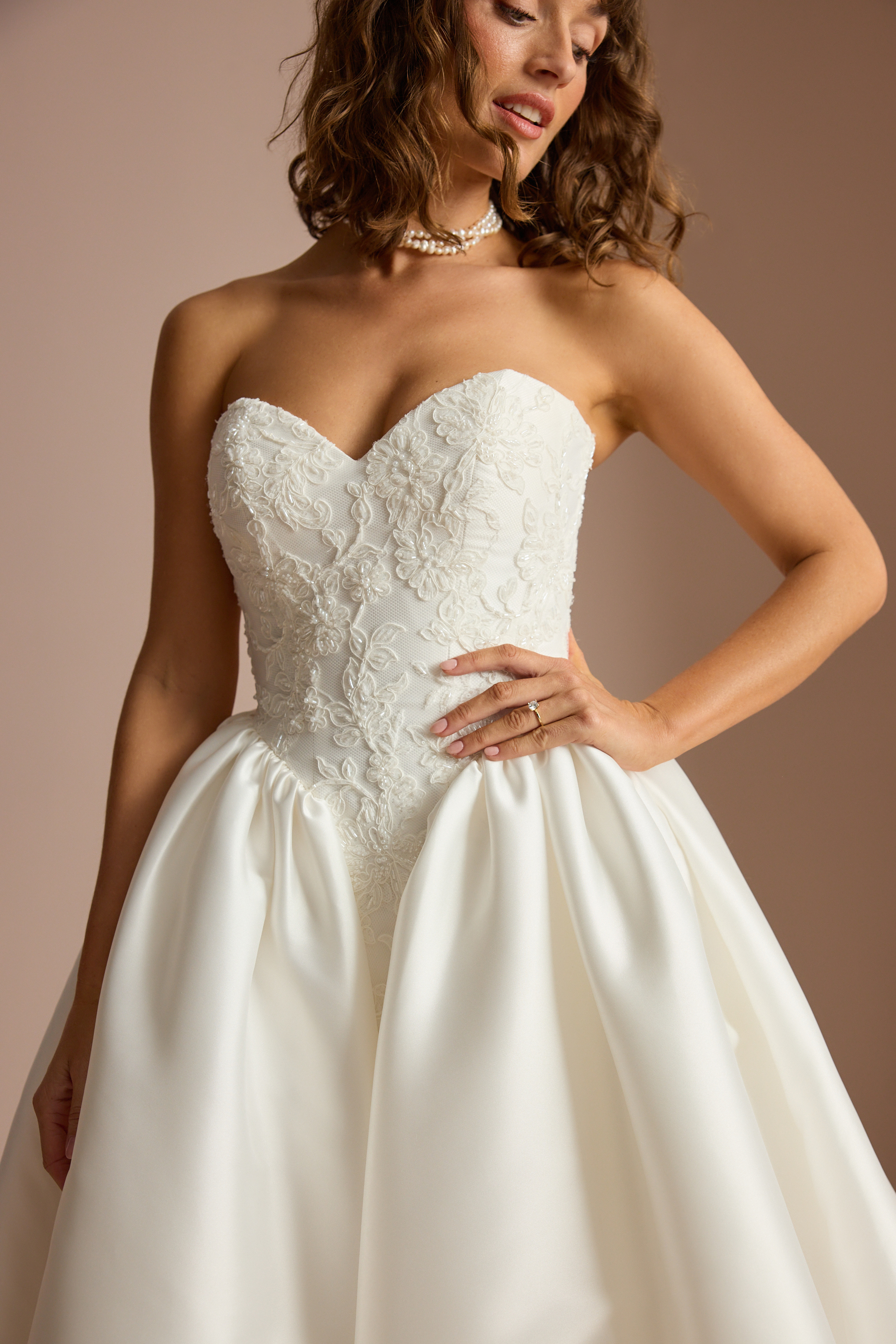 REGENT DRESS Detail 2