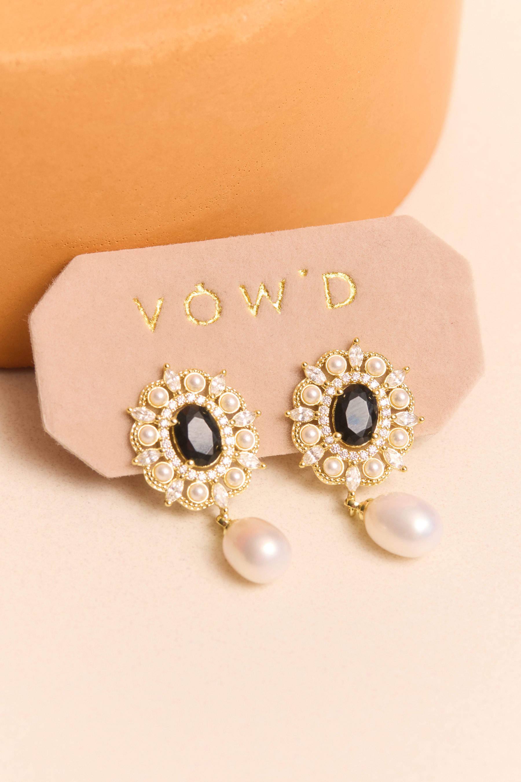 VINTAGE PEARL DROPS Detail 2